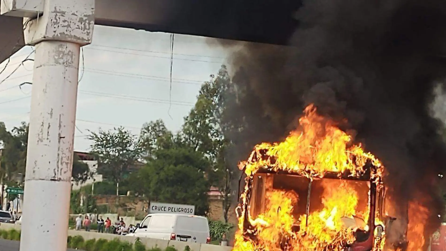 camión incendio saltillo